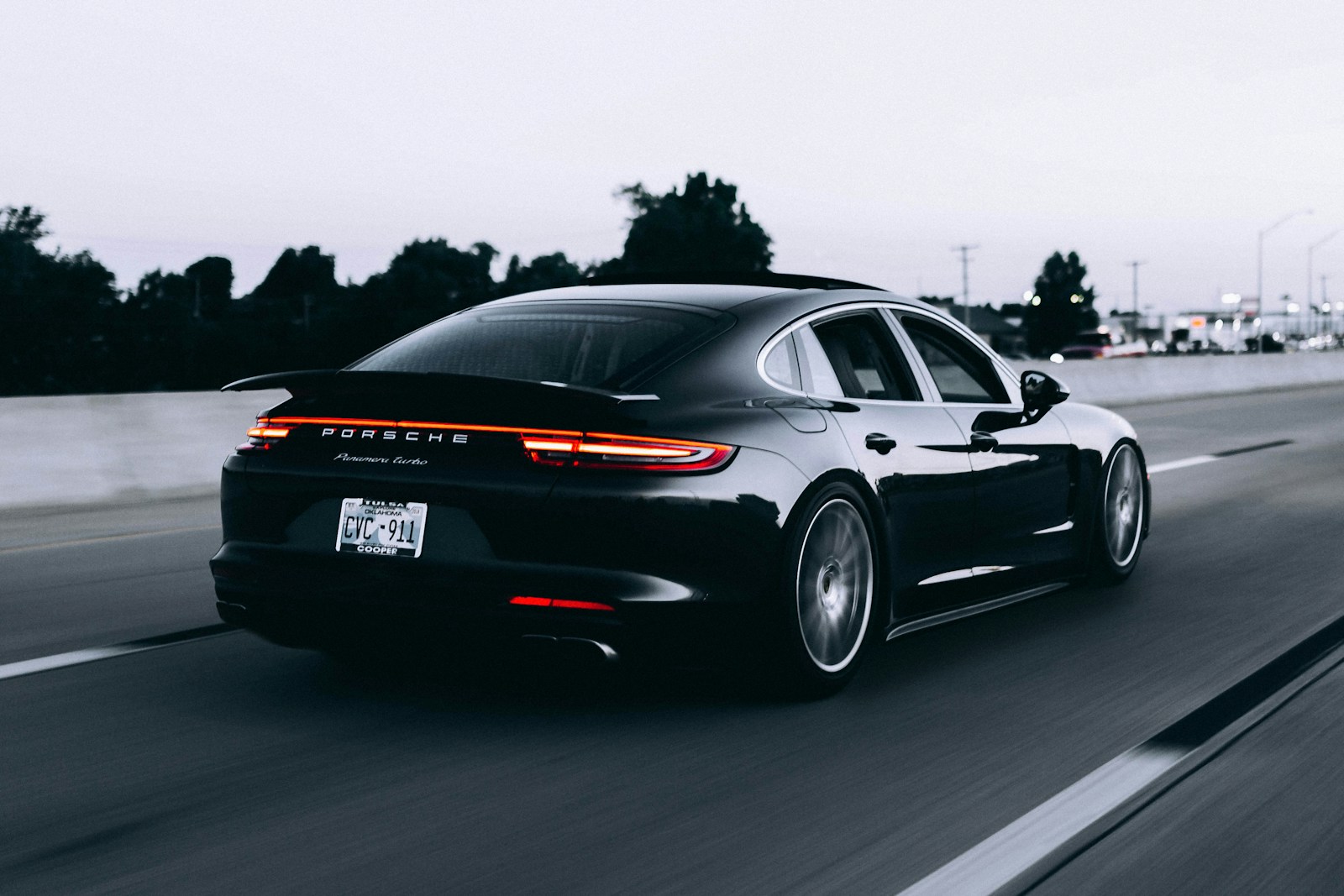Taqween Limousine Services operations